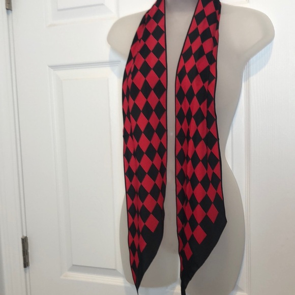 VTG Echo Black Red Pointed Edge  Silk Oblong Scarf - Picture 4 of 12